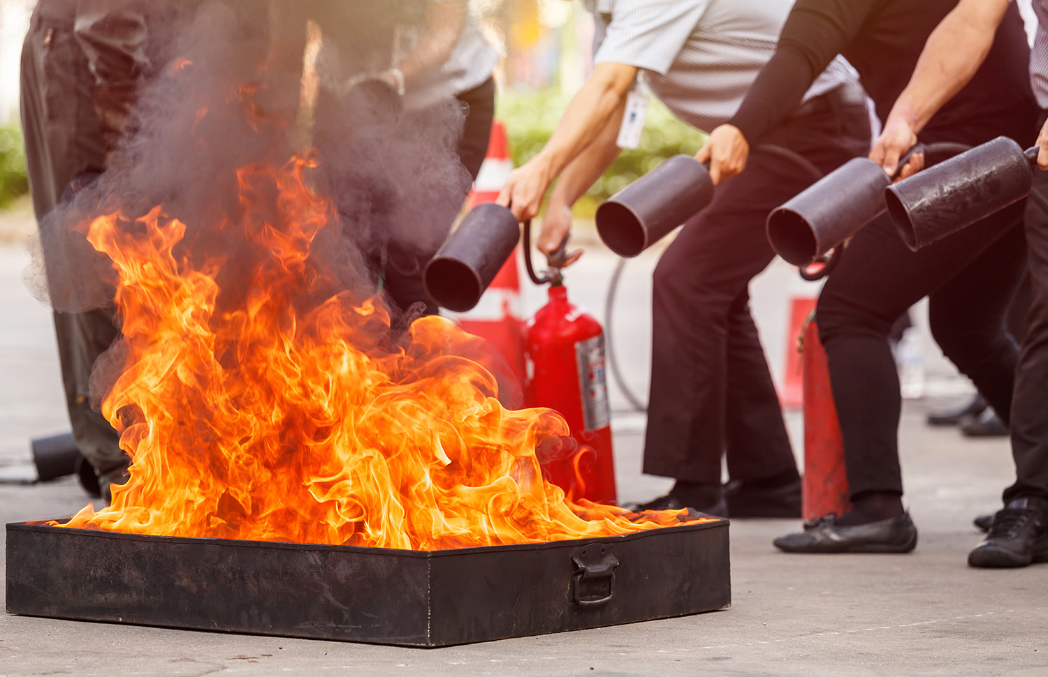 Schulung der Mitarbeiter zum Thema Brandschutz